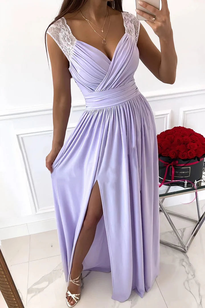 Lorena - Robe sans manches en dentelle met ouverture sur le bas et dans le dos