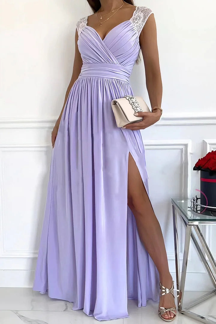 Lorena - Robe sans manches en dentelle met ouverture sur le bas et dans le dos