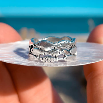 School van vis wrap ring