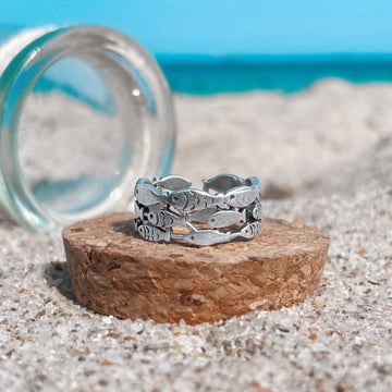 School van vis wrap ring