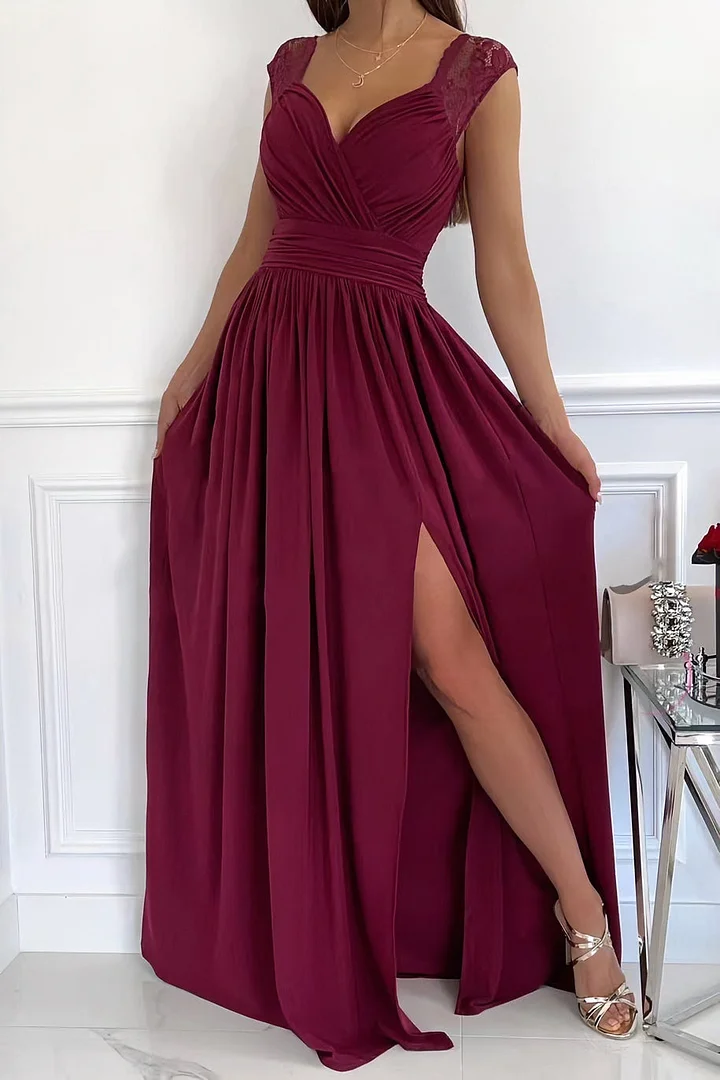 Lorena - Robe sans manches en dentelle met ouverture sur le bas et dans le dos