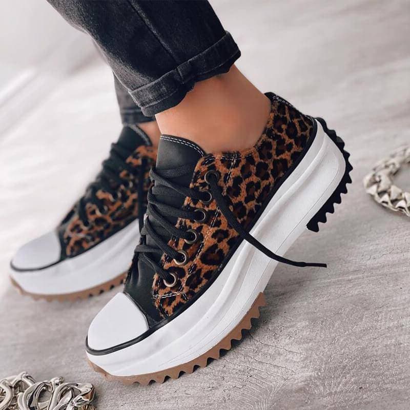 L'Ateribélle Platform Sneaker van Lilian-Thouram