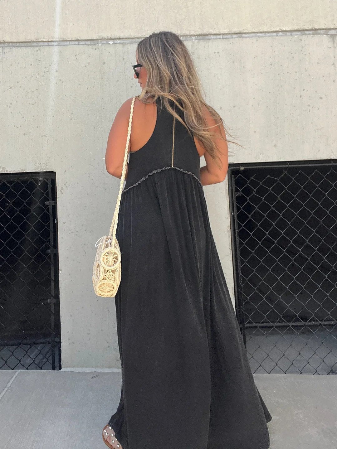 Draag een eenvoudige casual losse maxi-lange jurk
