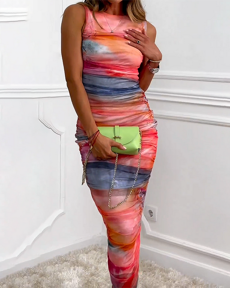Geplooide jurk met een ronde halslijn en een tie-dye print