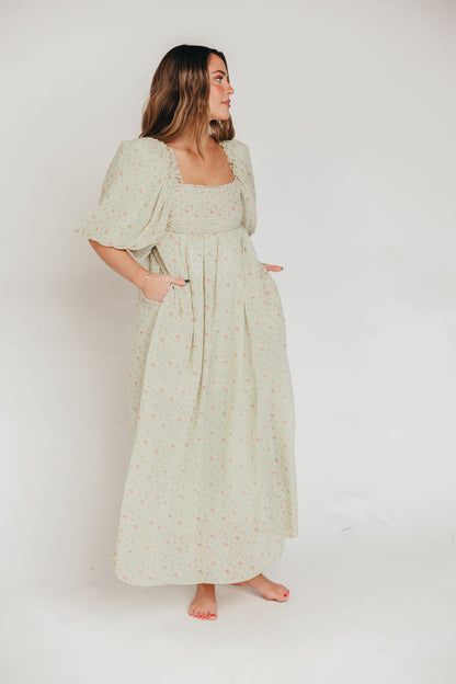 Melody geplooide maxi-jurk met strikdetail in mintgroen bloemen - schokbestendig en inclusief maten (S-3XL)