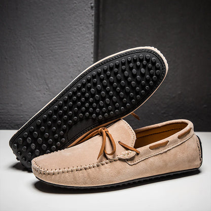 LUTHER KLASSIEKE SUÈDE LOAFERS