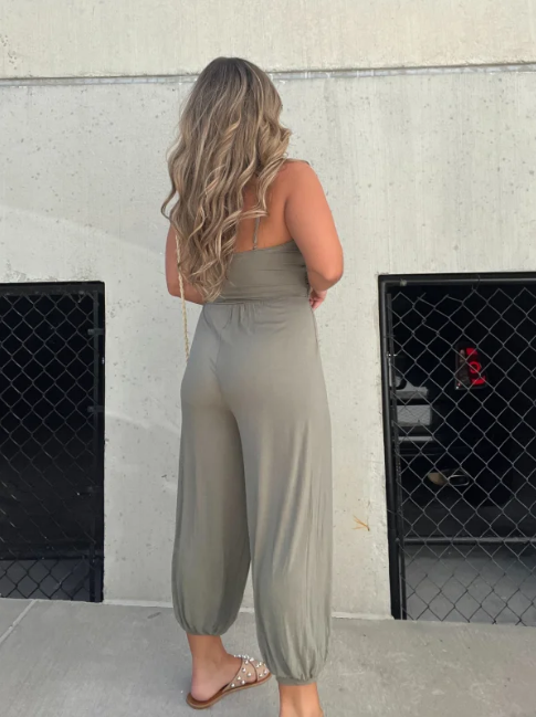 Casual Jumpsuit Met V-hals en Trekkoordsluiting