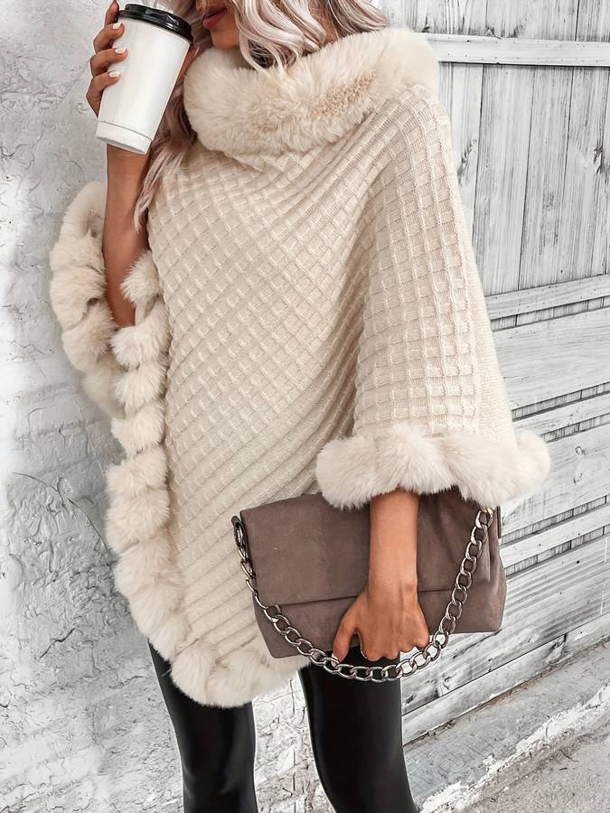 Susan - Stijlvolle en Comfortabele Winterponcho voor Dames in Beige met Bont